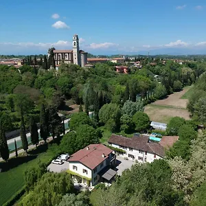 L'isolo E Bed & Breakfast Monzambano
